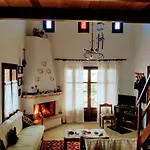 Annoula Villa *