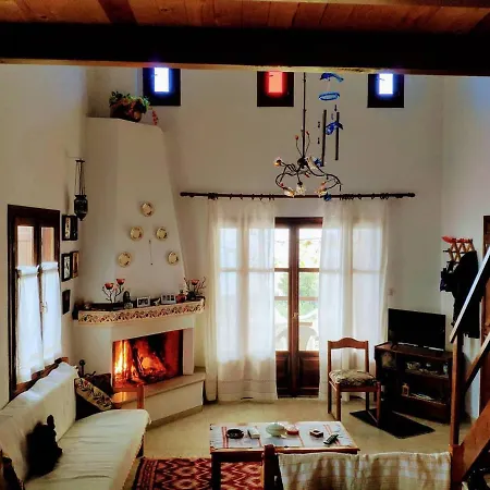 Annoula Villa *
